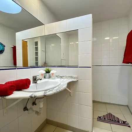 Gran Apartamento Amadores